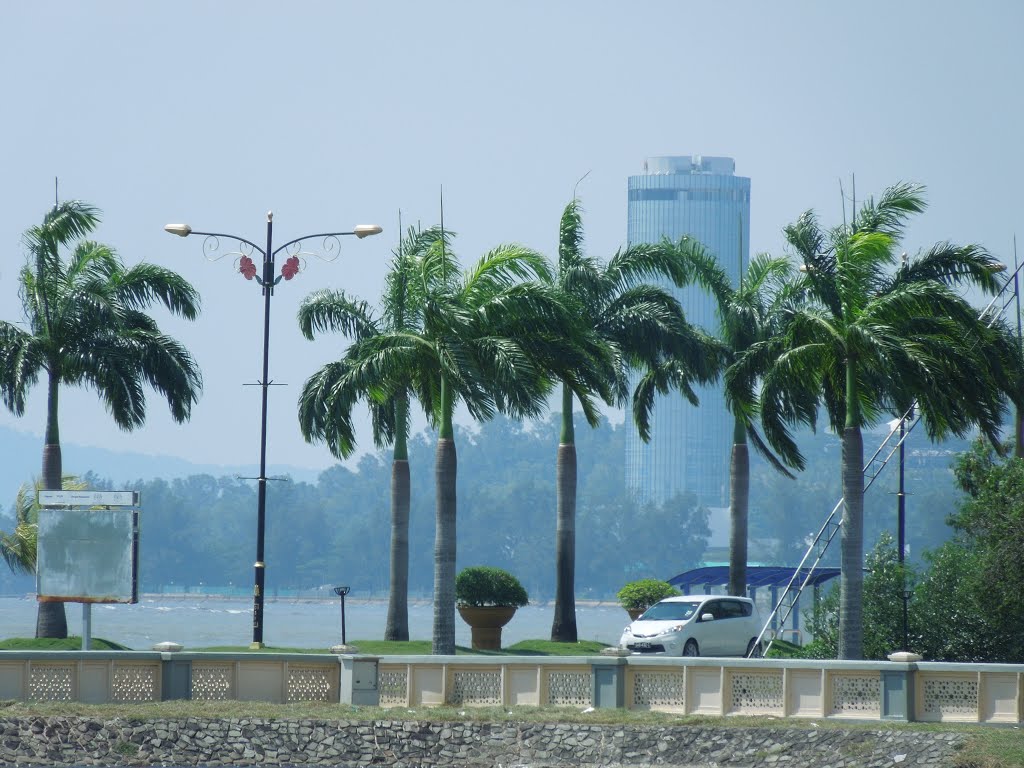 Masjid Bandaraya Kota Kinabalu by plumgarden