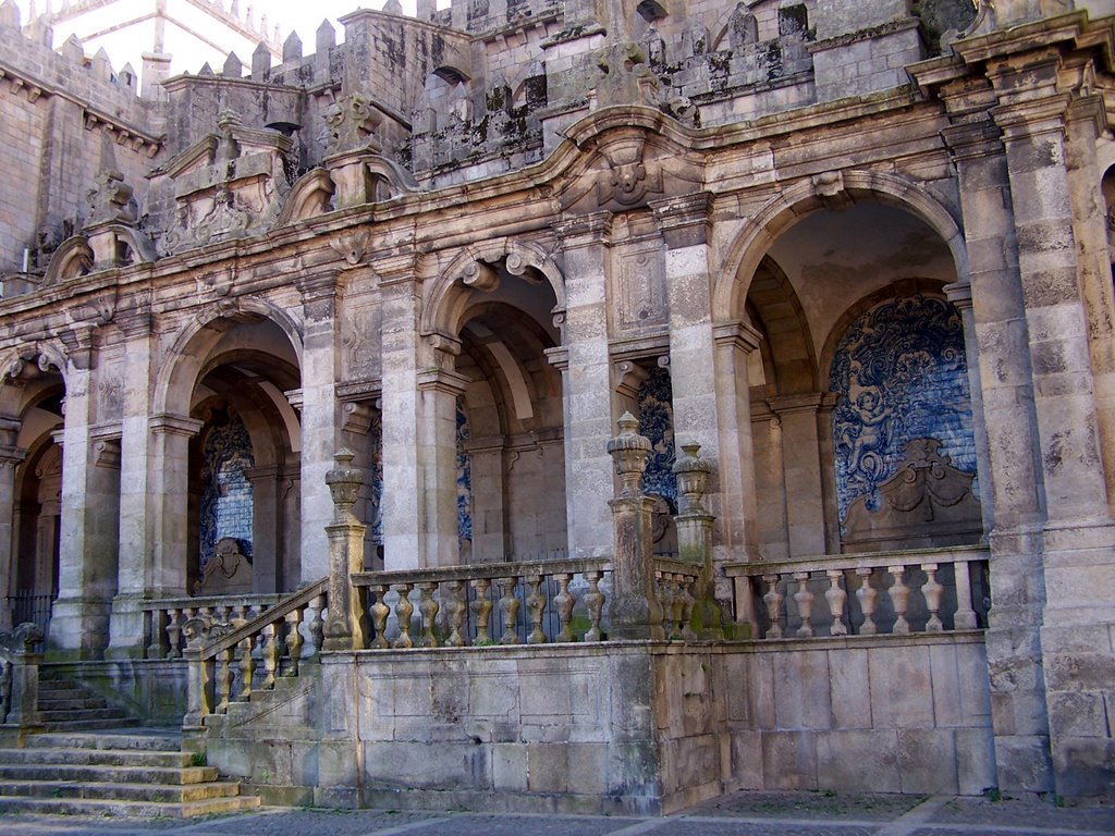 Porto, Catedral de La Sé by Flavio Snidero