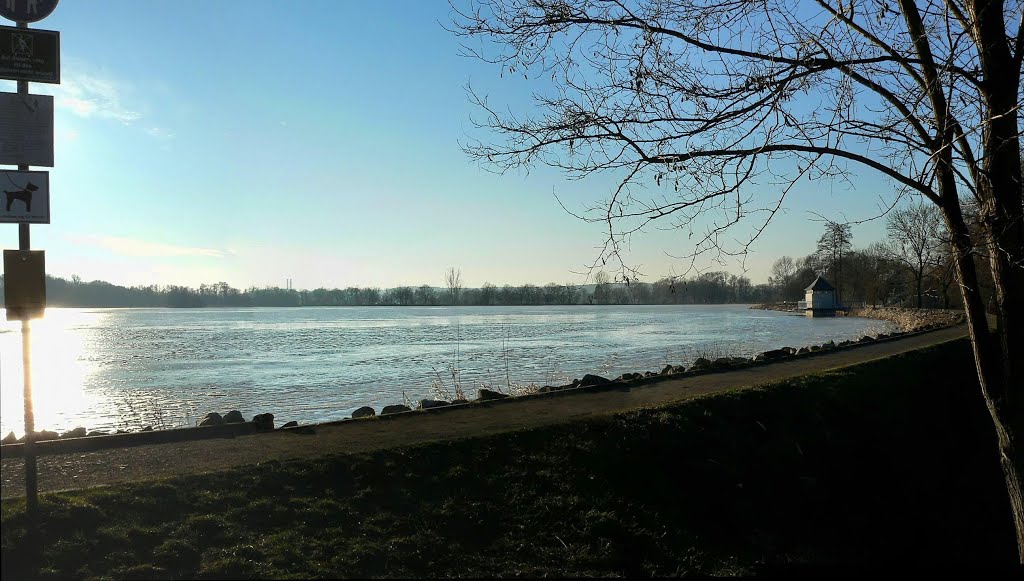 Glauchau (SN) - Der Blick auf den Glauchauer Stausee by Thomas Eichler