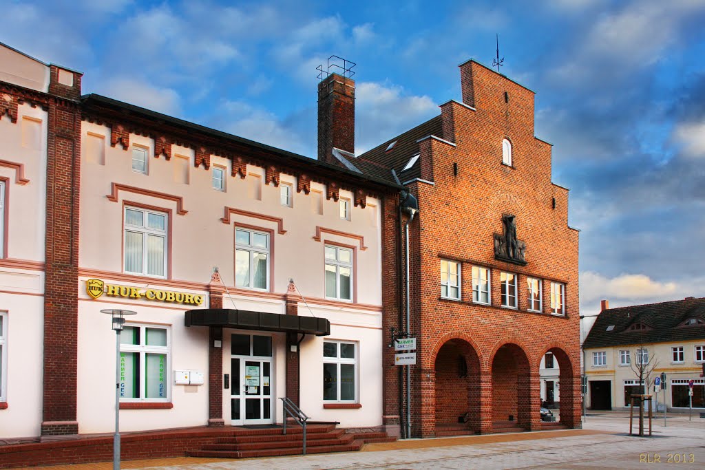 Ludwigslust, Baudenkmale Lindenstraße 14 und 16 by Mecklenburg pro Panoramio