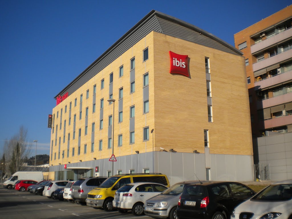 Hotel Ibis Molins de Rei by jorecacars