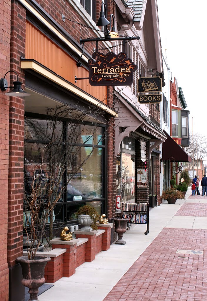 3rd St. Shopping Corridor by The River District