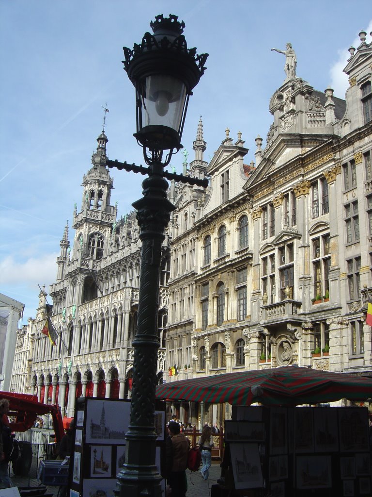 Broodhuis seen from the other side of the marktplace by Lecleire Jacques