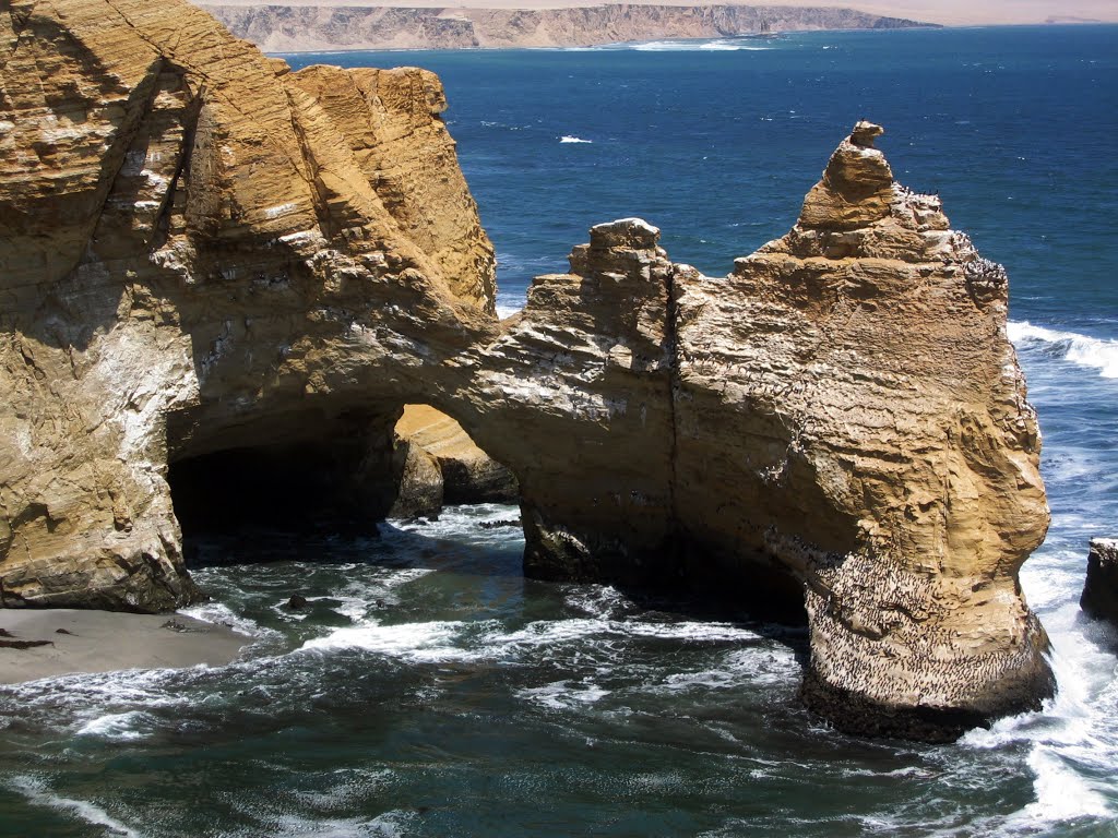 Reserva Nacional de Paracas: LA CATEDRAL by FlorentinoAlvaLopez