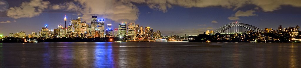 Panorama PHoto Sydney from Cremorne by Peter Hilkmann