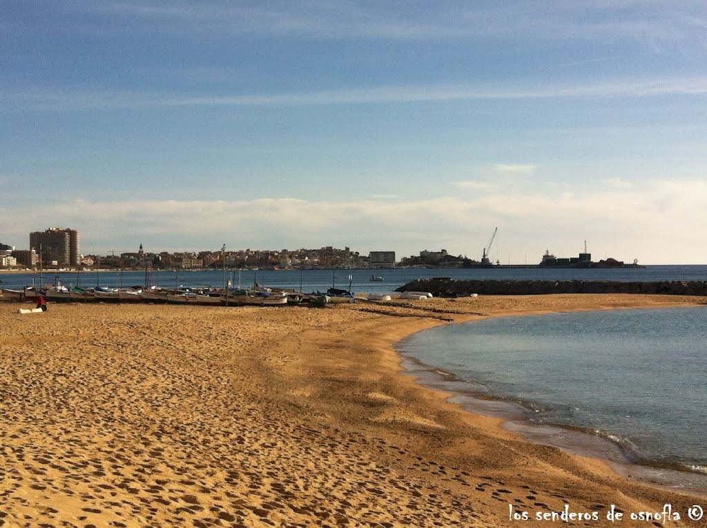 Espigón en playa de San Antonio de Calonge by Los senderos de osnofla