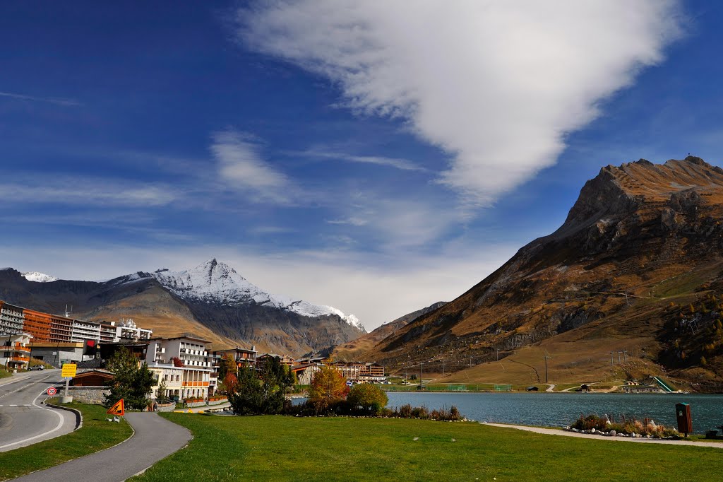 Tignes - Lac de Tignes, Savoie, Rhône-Alpes, France by Photo Guide