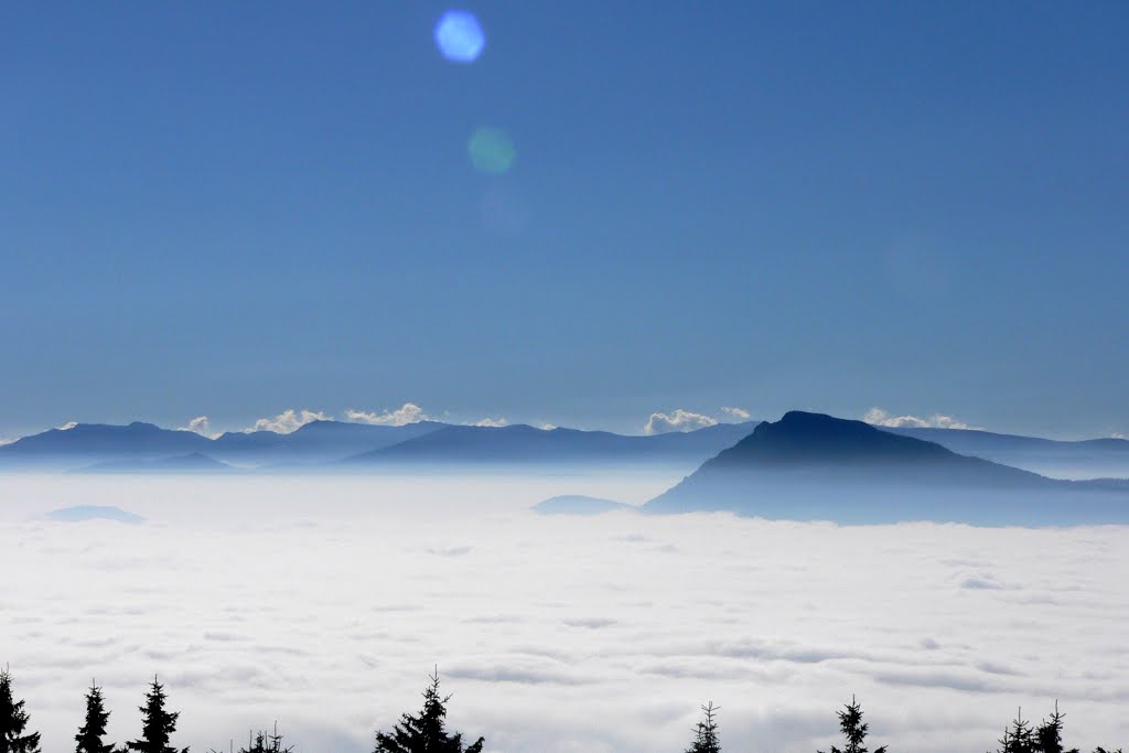 Veľký Choč a Nízke Tatry. by František Šandor