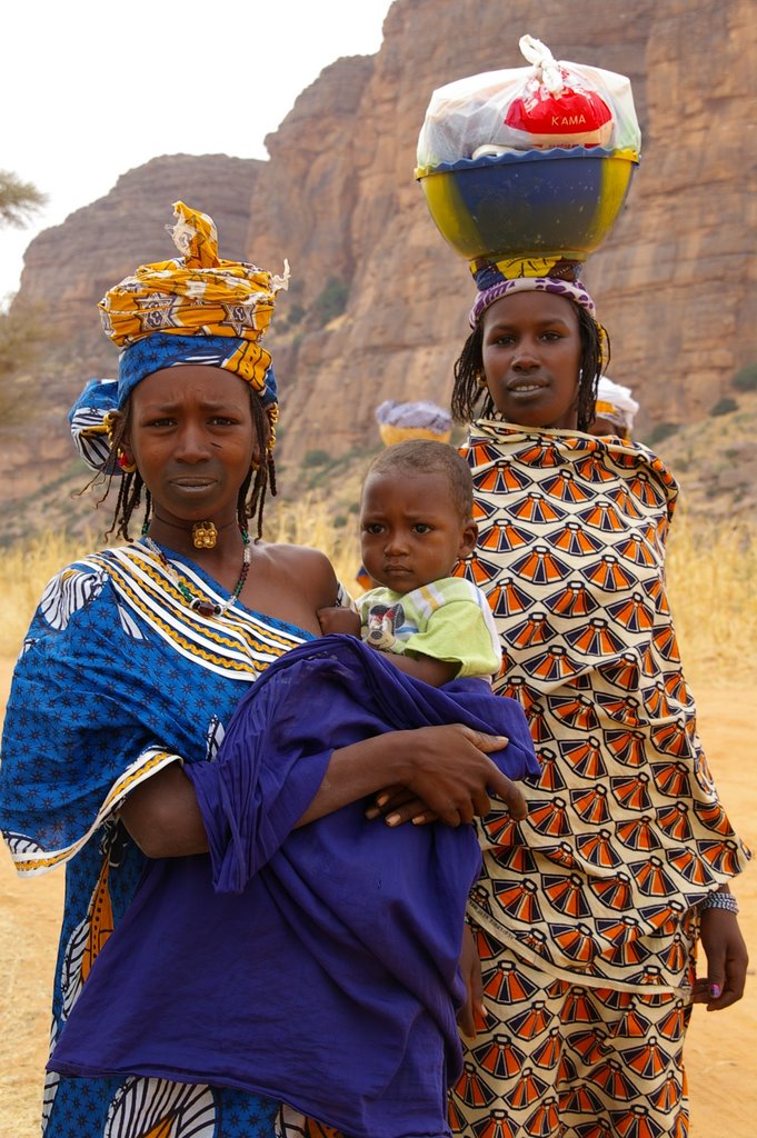 Donne tuareg by Mauro Francesconi