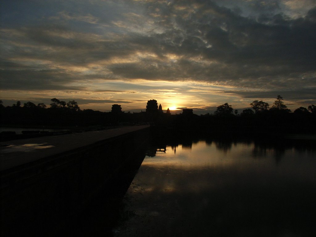 Angkor Wat by alanmica