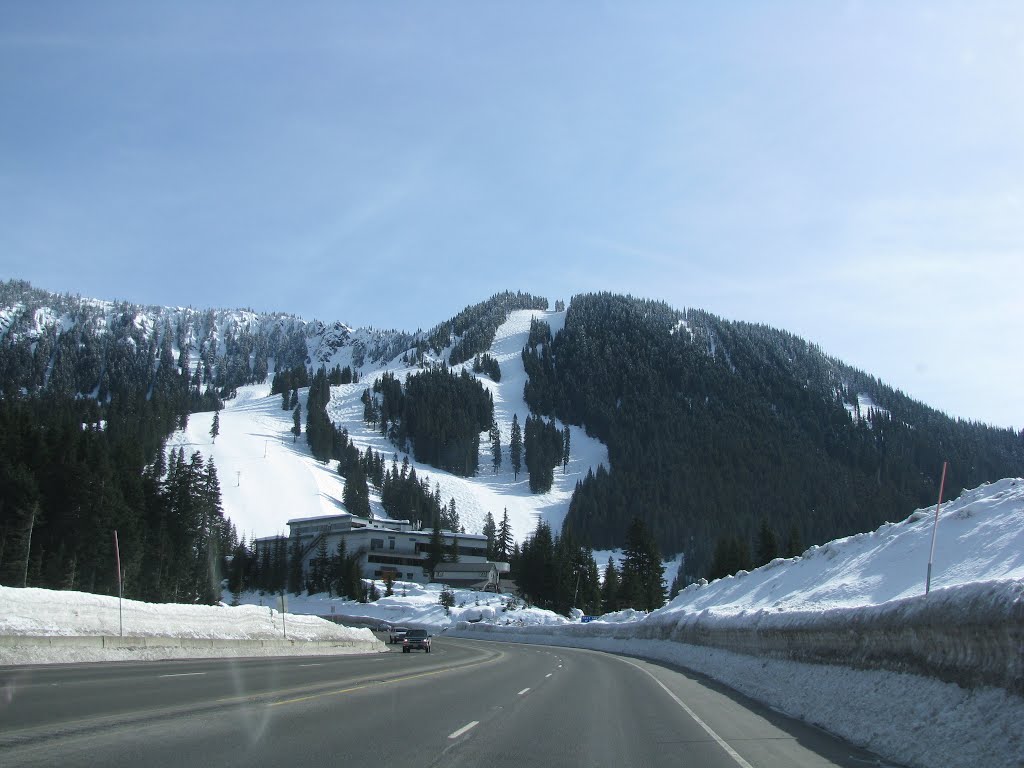 Stevens pass Hwy by Daniel Gradel