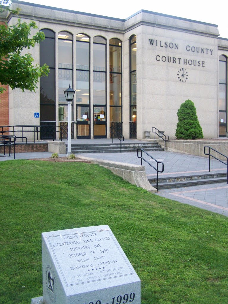 Wilson County Courthouse- Lebanon TN by kevystew