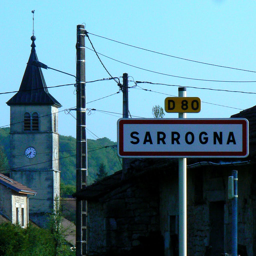 Entrée de Sarrogna (Jura) by Alain TREBOZ