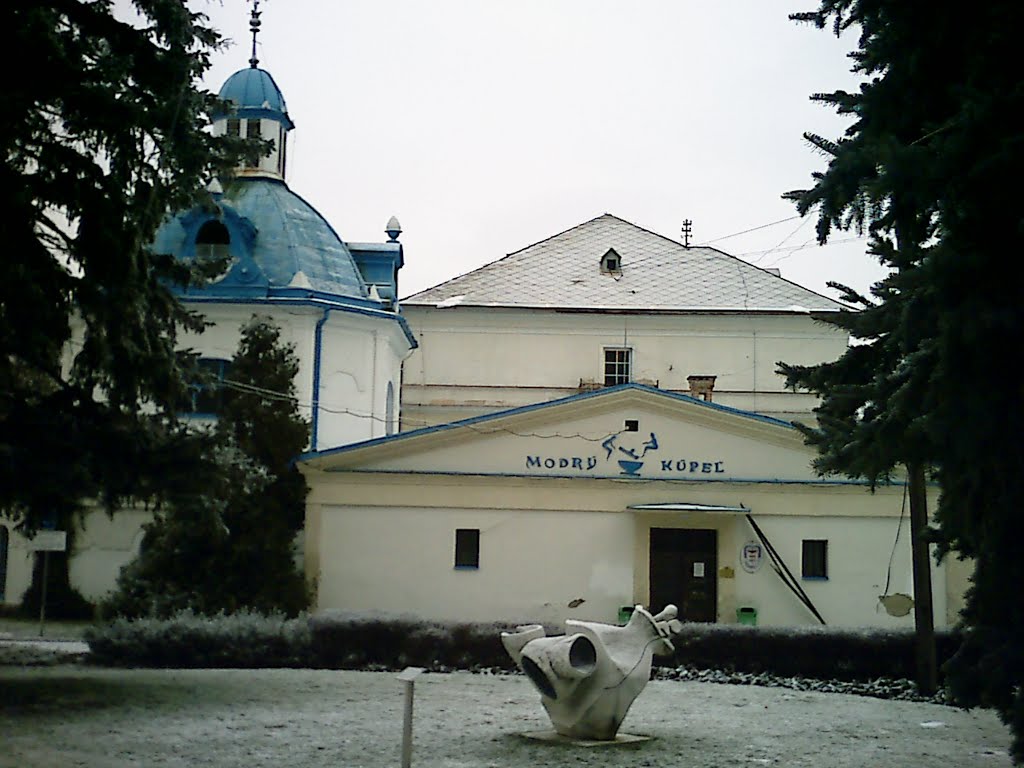 Modrý Kúpeľ v Turčianských Tepliciach / Blue bath in Turčianske Teplice by Denis Ondriškovič