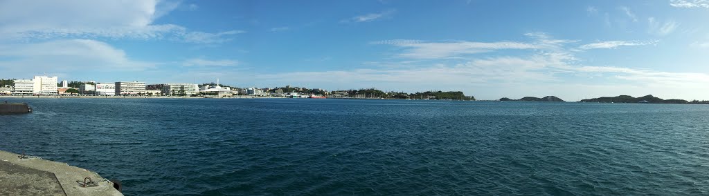 LE PORT DE NOUMEA by ml.claude