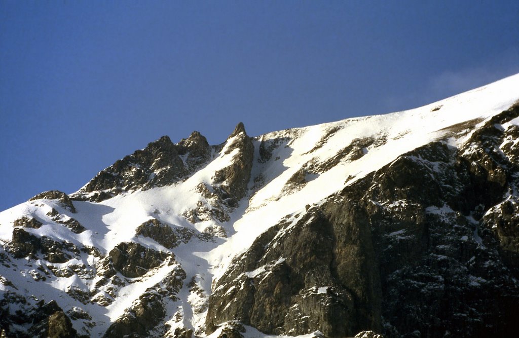 Tre denti, Bussoleno by Andrea Allasio