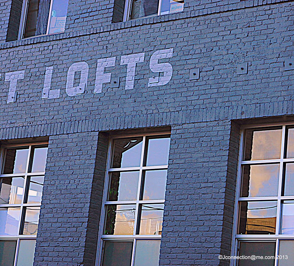 T LOFTS by Easy Street Images ©