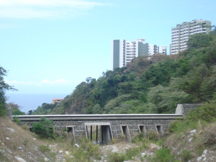 La LLanada Desde La Muralla by juan luis pestana