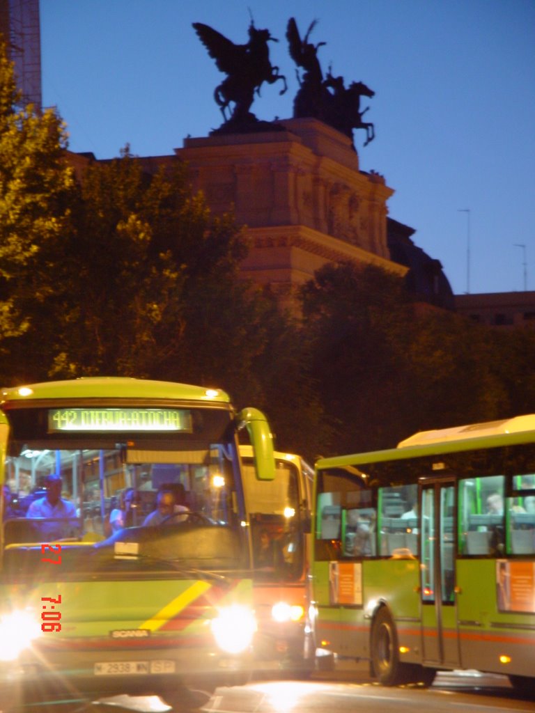 AMANECER ATOCHA by cuajero