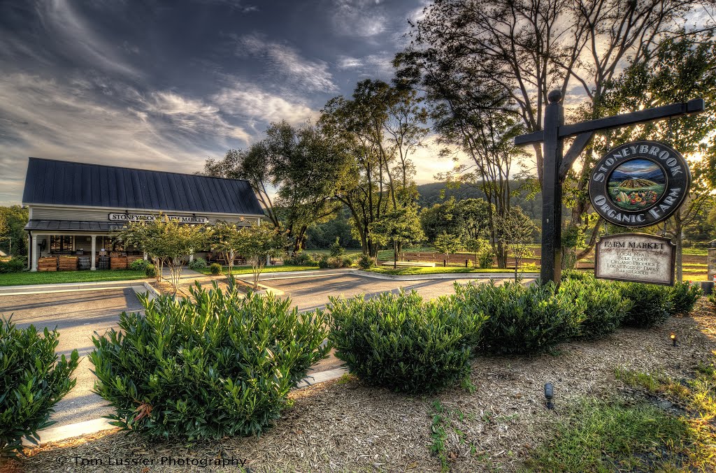 Stoneybrook Organic Farm Market by Tom Lussier Photography