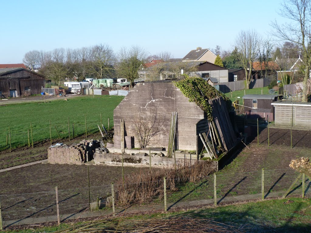 Piramide schuilplaats (bunker)1939/40 by stevenvanValen+hannekeRolloos