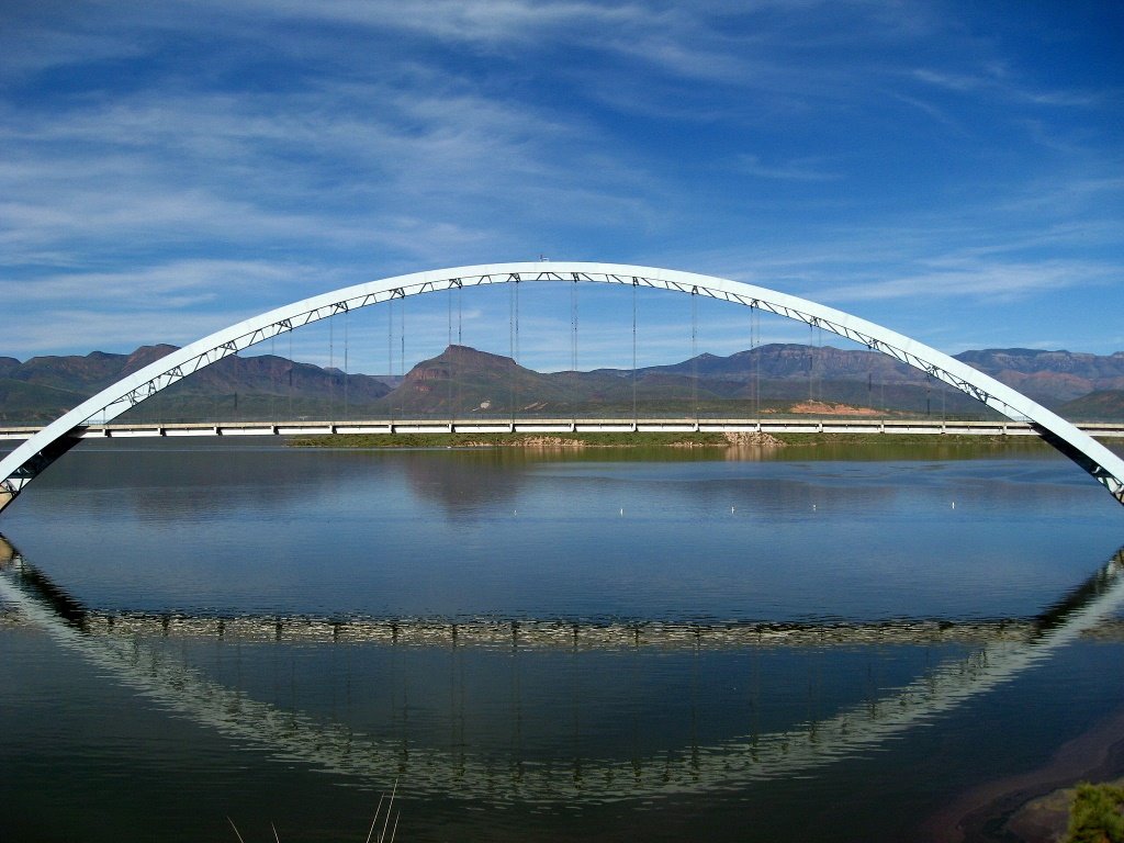 Roosevelt Lake / Bridge by APrintezis