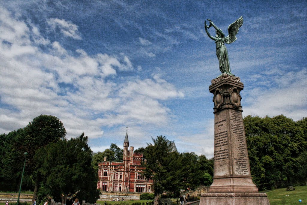 Saltwell Towers by Venvierra