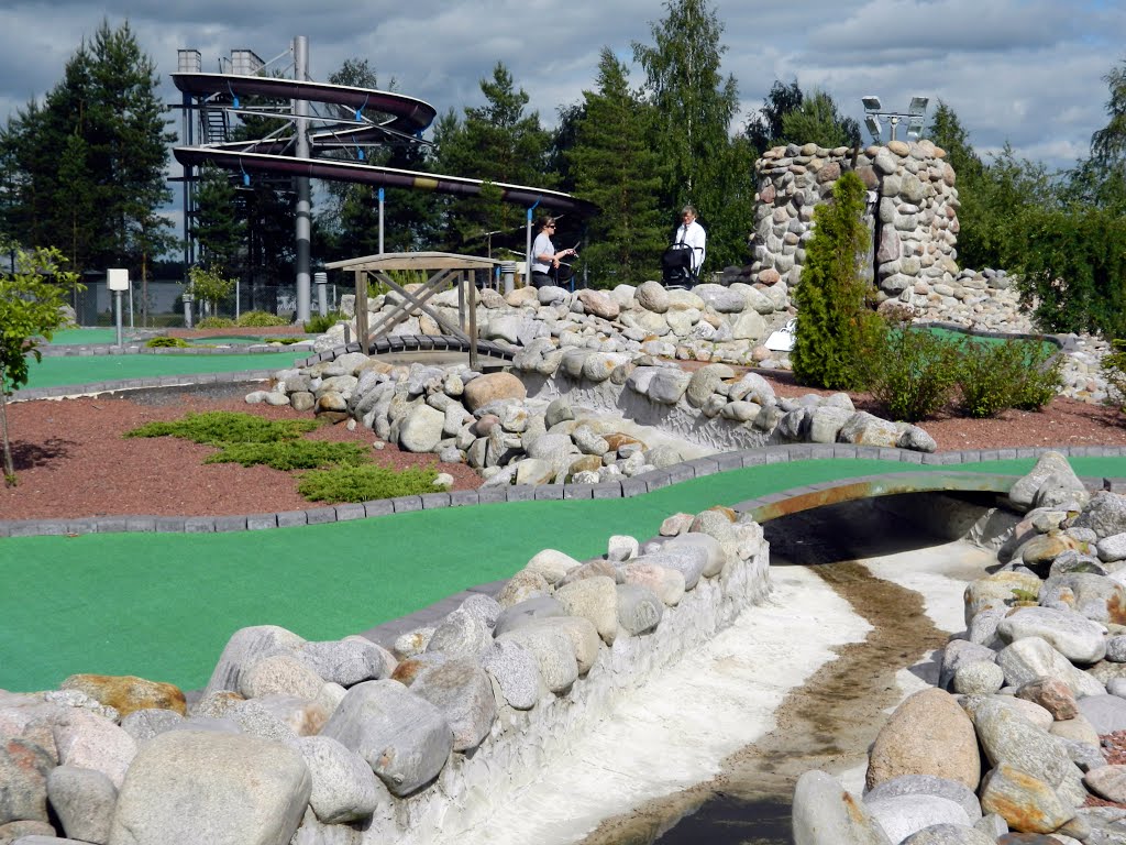 Mini golf, Kalajärvi Peräseinäjoki, Finland. by rai-rai