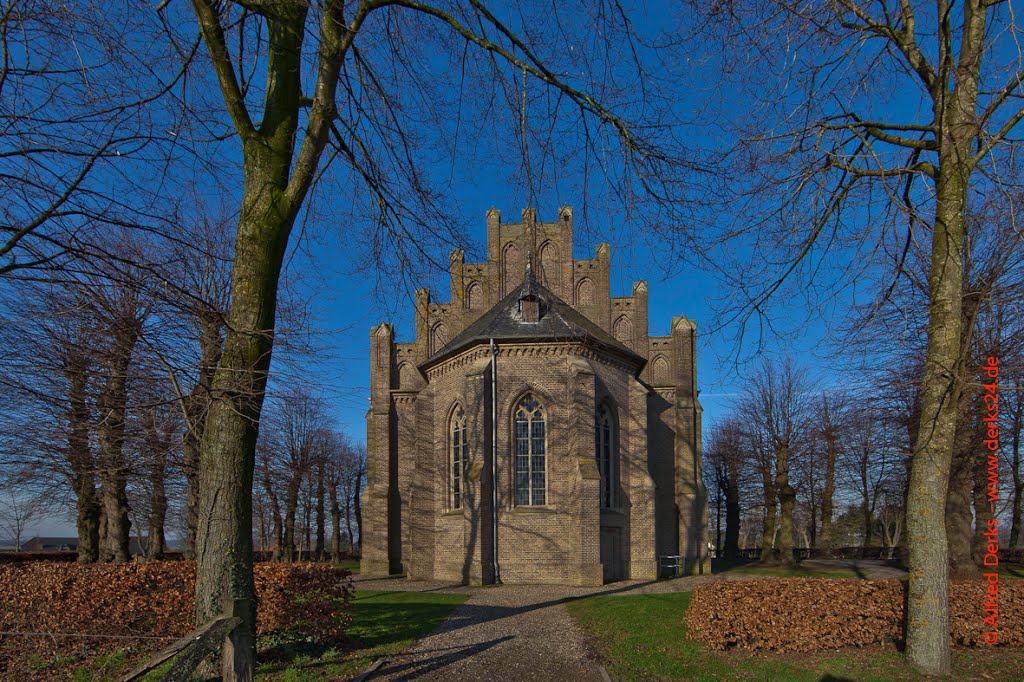 Kirche in Louisendorf 2 by kleverbilder