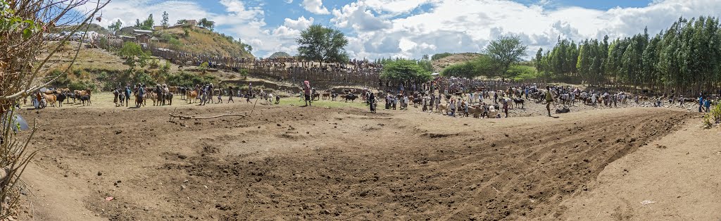 Senbete local market by asturKon