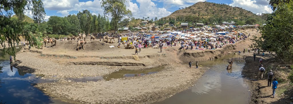 Senbete local market by asturKon