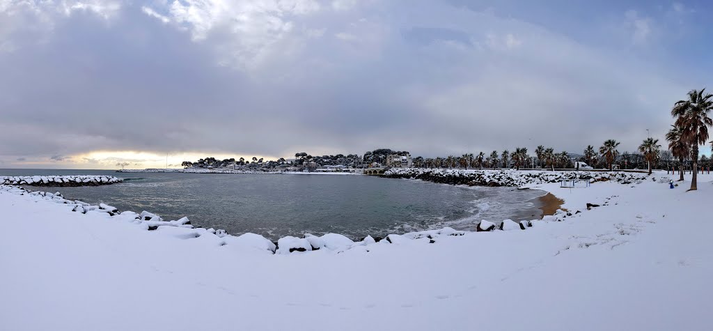 Fréjus : Saint-Aygulf sous la neige by Royon