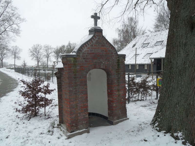 Grubbenvorst - Sint Gerlachuskapel aan de Sevenumseweg by Danny Danckaert