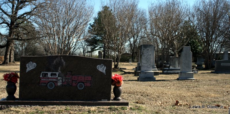 Martin Springs Cemetery by Xonid1