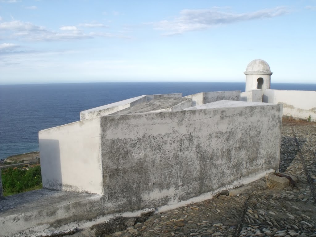 Fuerte el Vigía by Arnaldo Noguera