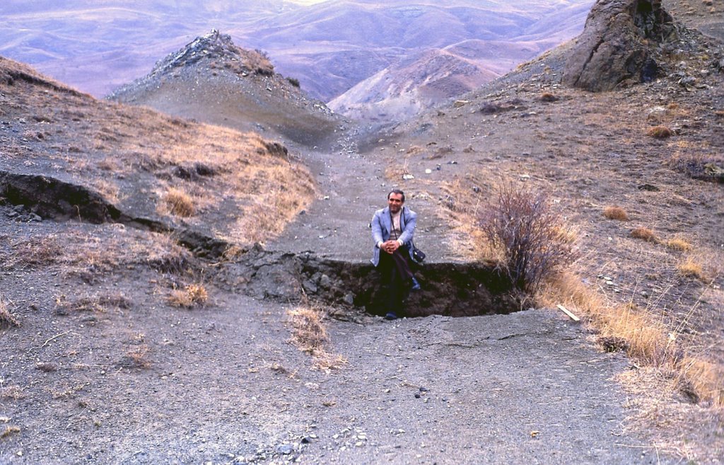 Horasan - Narman Earthquake Fault Erzurum (30-10-1983).Photo's Color Settings by Andreas by Yılmaz Güner