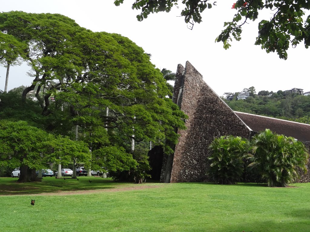 Cummunity Church of Honolulu by rogerking