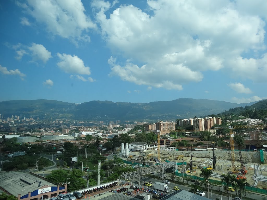 Vista Panorámica Envigado by gjvasquez