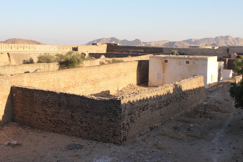 Mirikot, Ranikot fort by Syed Irfan Ali Shah Rizvi