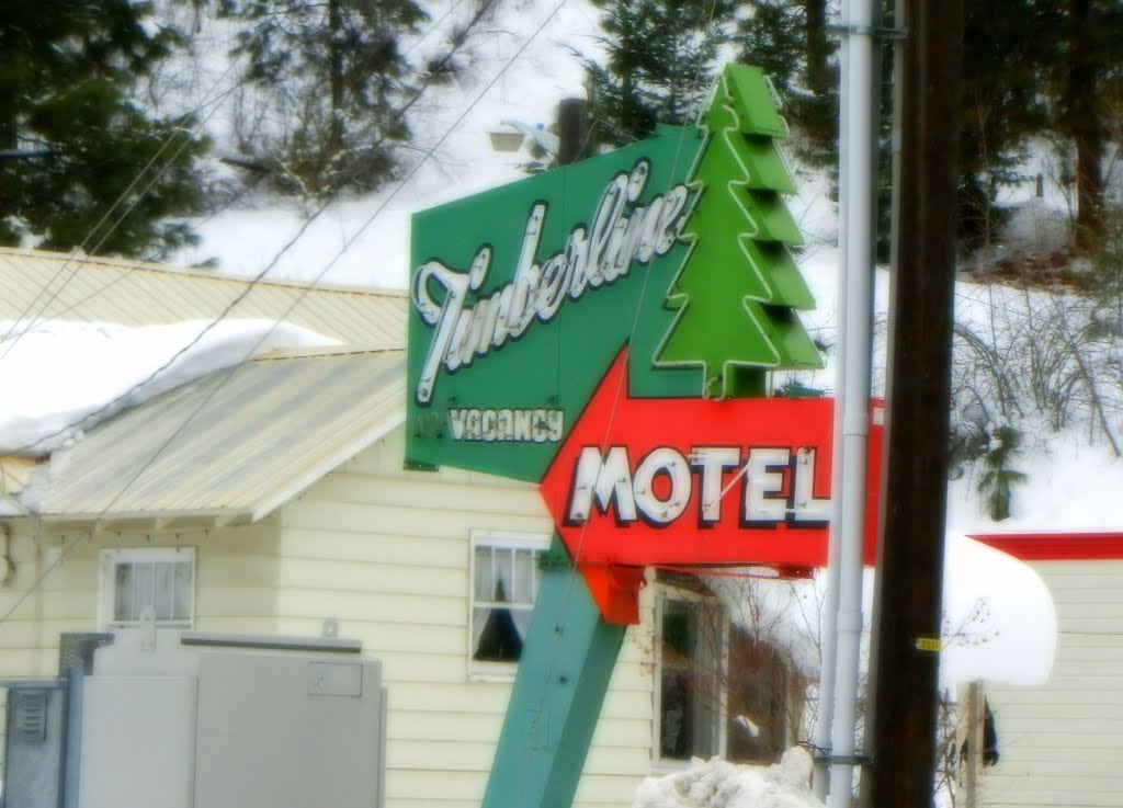 Timberline Motel Hwy 2 at the Peshastin Bridge, Peshastin, WA by Midnight Rider