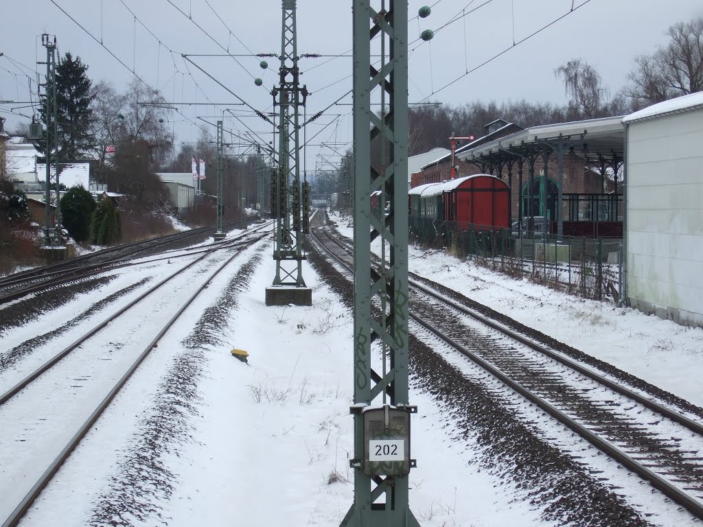 Deko-Formsignal und alte Waggons by Hurrug