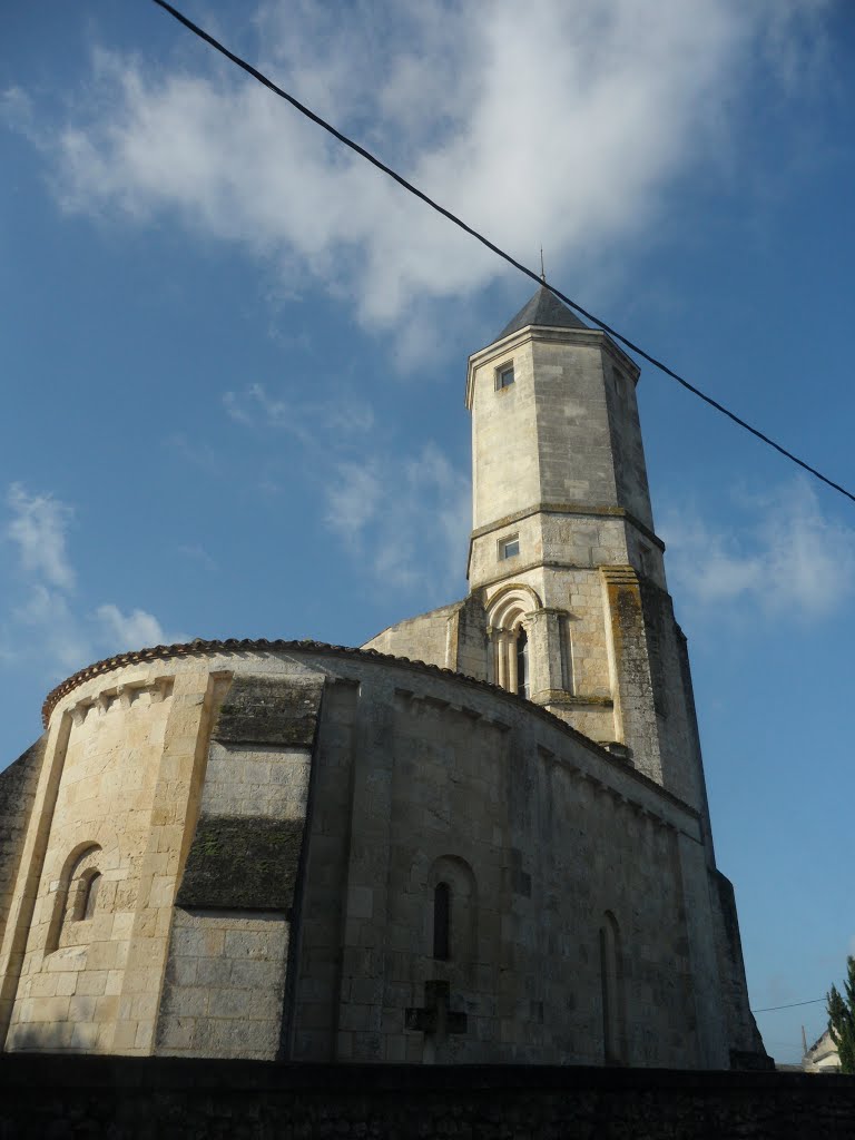 Vieille église de Saint-Palais-sur-mer by IERONIMUS