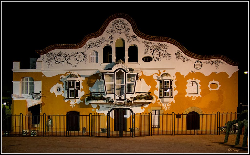 CAN NEGRE de nit - Sant Joan Despí ciutat Modernista by Llorenç