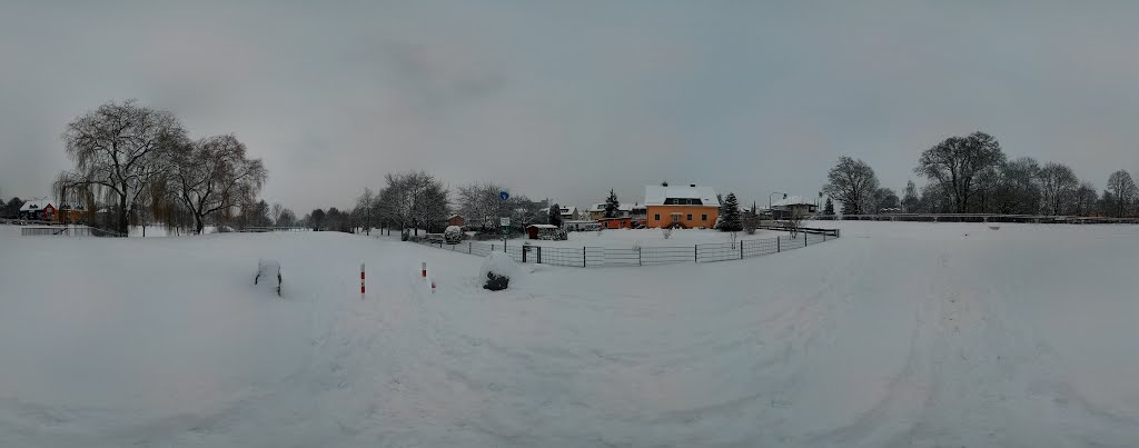 Unterer Ortesweg und Park im Winter by Daniel Bott