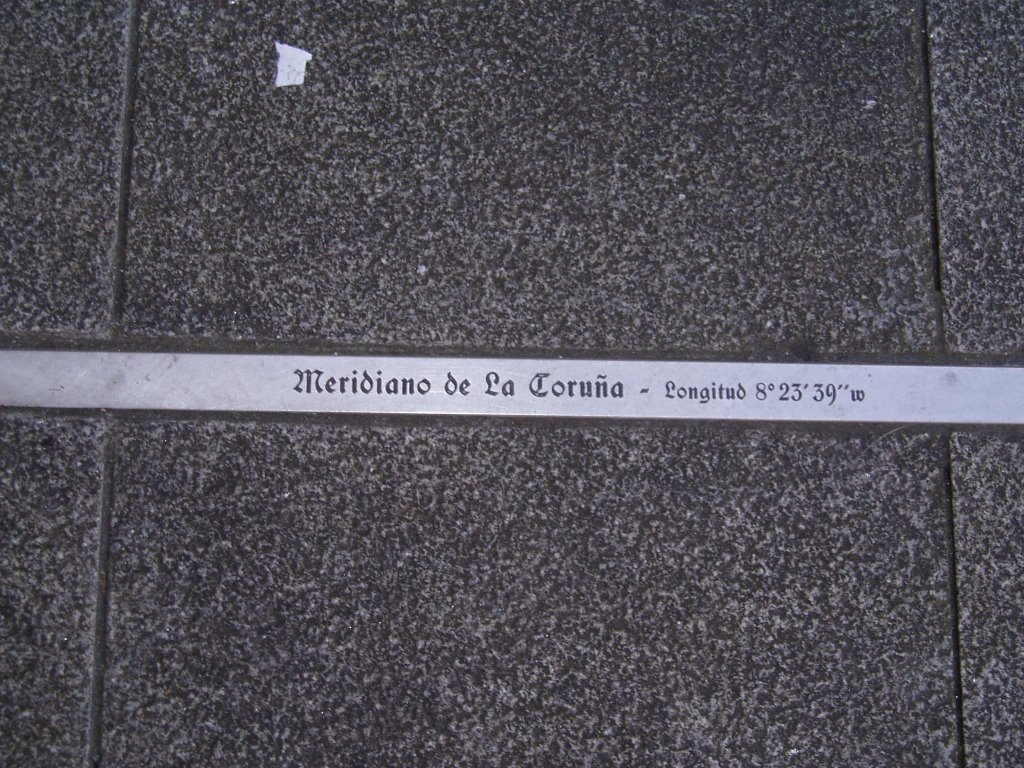 Fleix marcant la meridiana - Steel strip marking the meridian by kiwaho