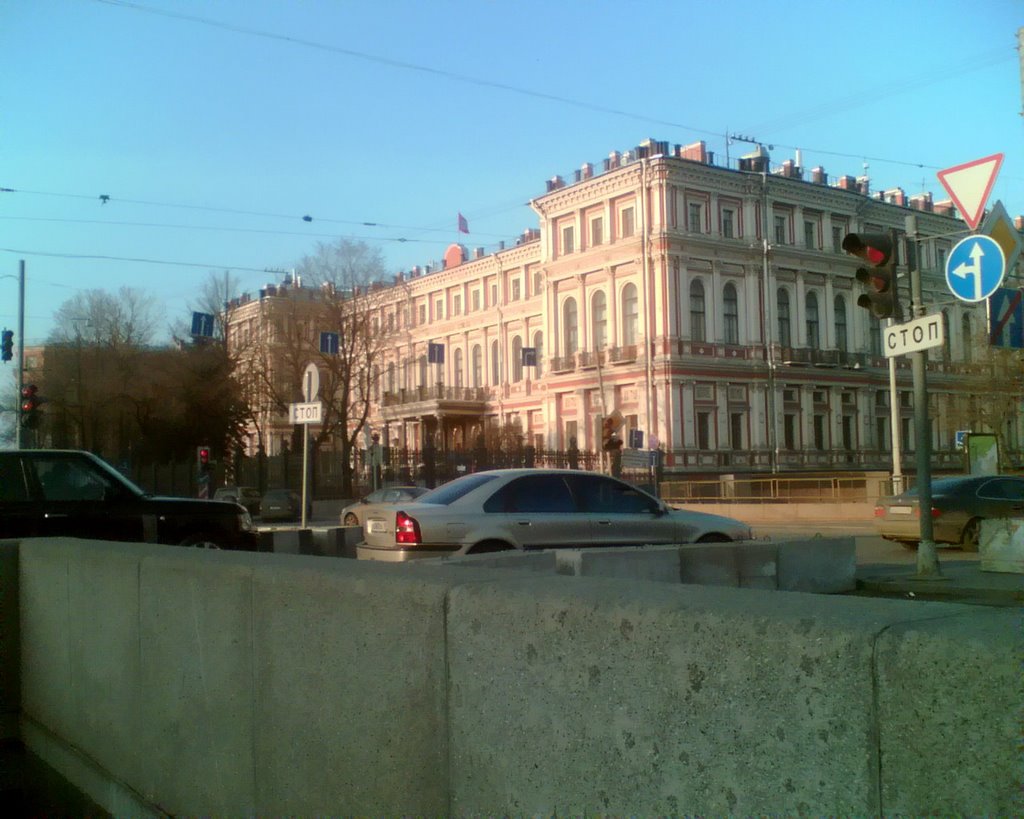 St. Petersburg (11.03.08), Russia by Anatoliy Gerasimov