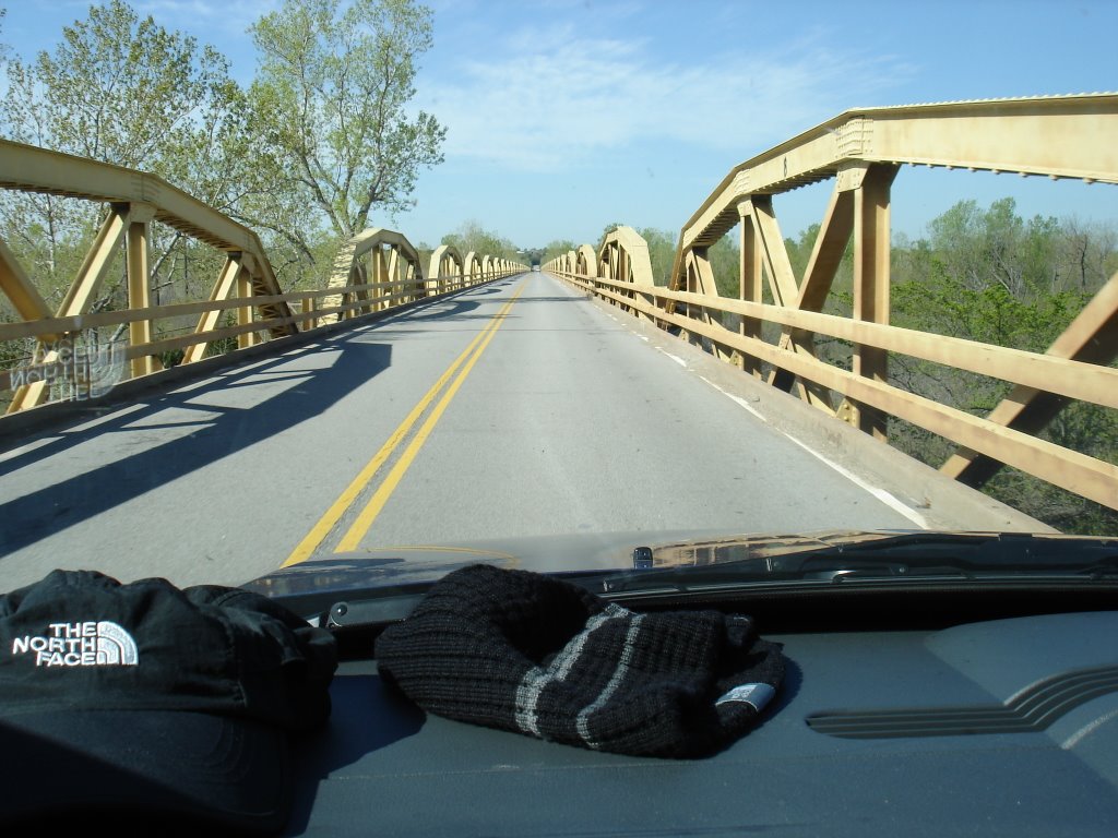 Pony Bridge over South Canadian River by pretzelsedsel