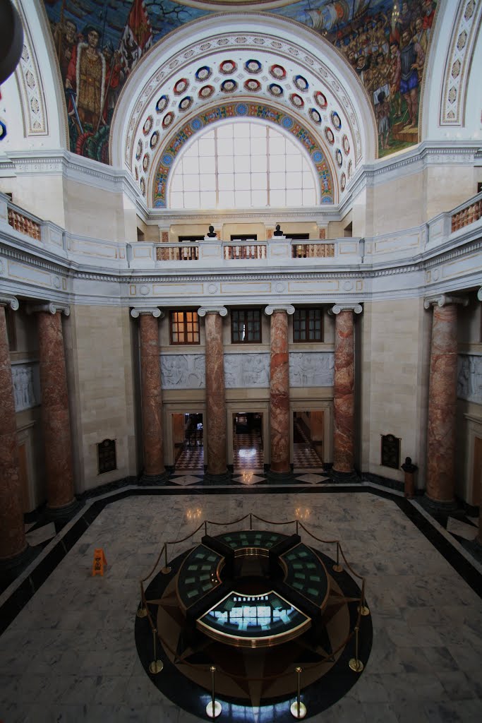 Interior del Capitolio de Puerto Rico-San Juan by Ricardo David Jusino