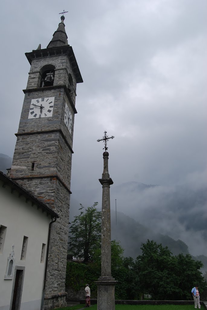 Colomogno commune d'Onsernone. by Chevrolet André (Papoudede)