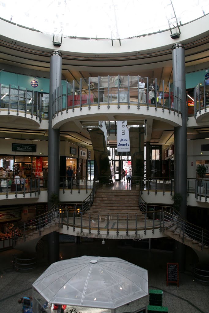 Marché et Gallerie Grands Hommes, Bordeaux, Gironde, Aquitaine, France by Hans Sterkendries